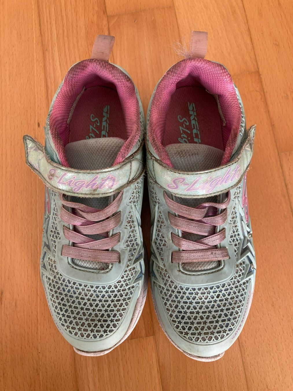 Skechers Scarpe per ragazze: Skechers – Usato da Muttenz venduto da Juvenile33 3