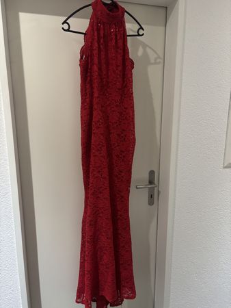 Elegantes rotes Spitzenkleid Gr. 38