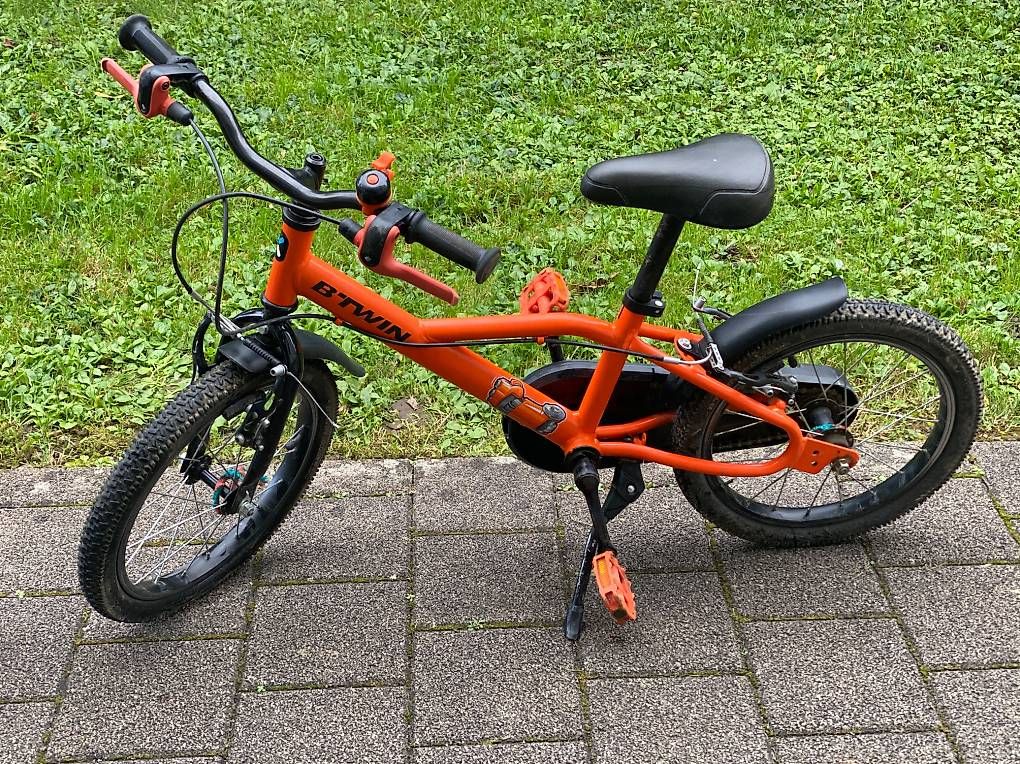Biciclette: Kinder Velo ca. 4-7 Jahre – Usato da Othmarsingen venduto da and_6y8q