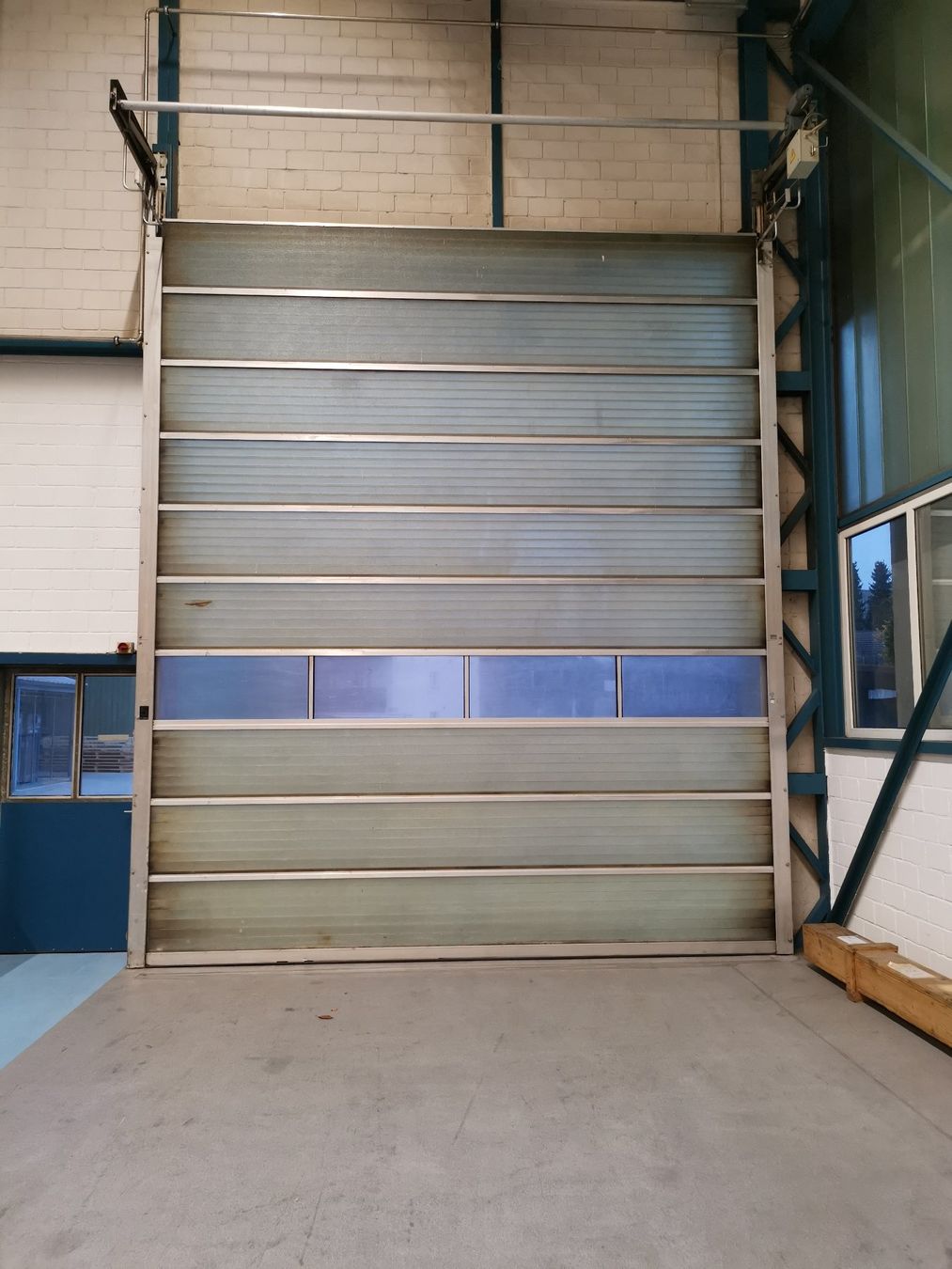 Türen: Stawin Fiberglas-Hubtor – Gebraucht aus Bad Zurzach von Leunam123