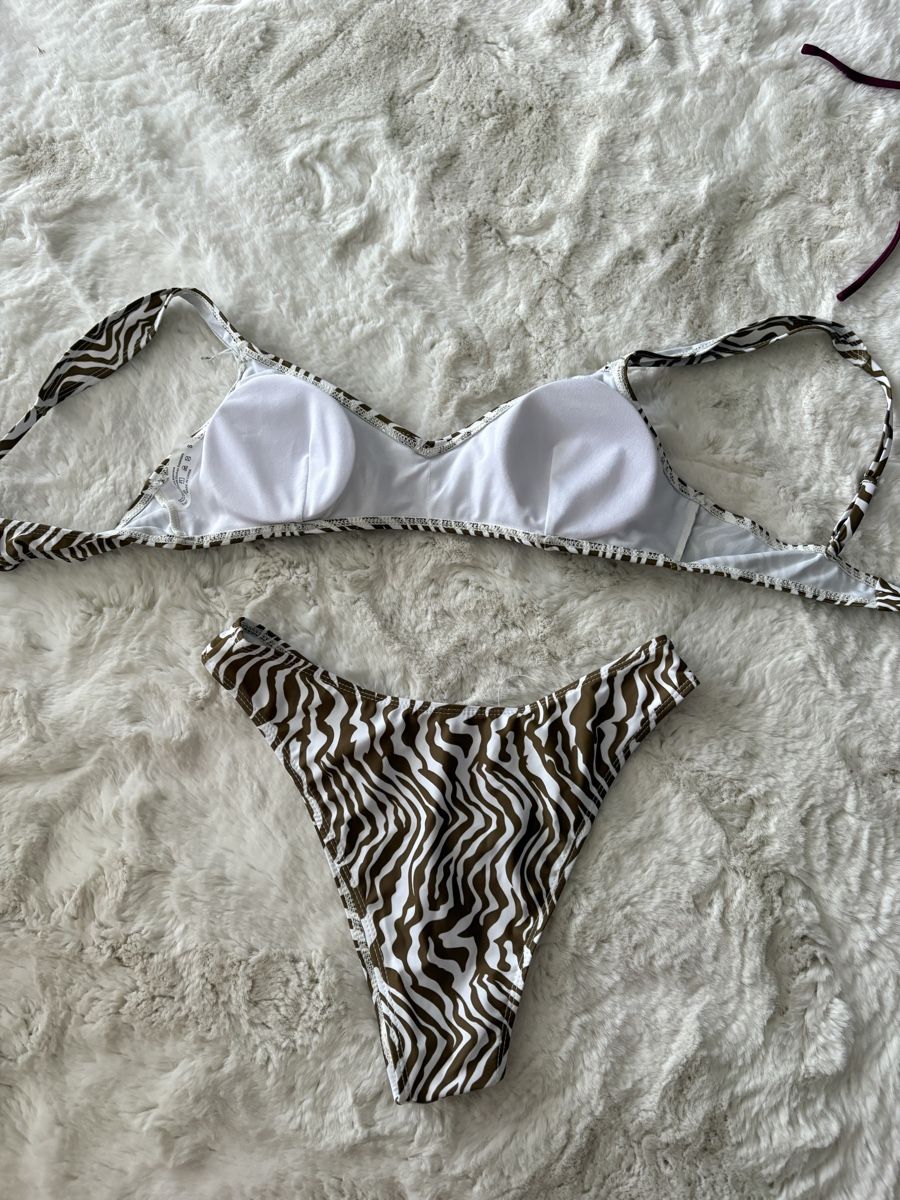 Shein Costumi da bagno & Bikini: Bikini Set – Nuovo (secondo la descrizione) da Rupperswil venduto da Marscu 2