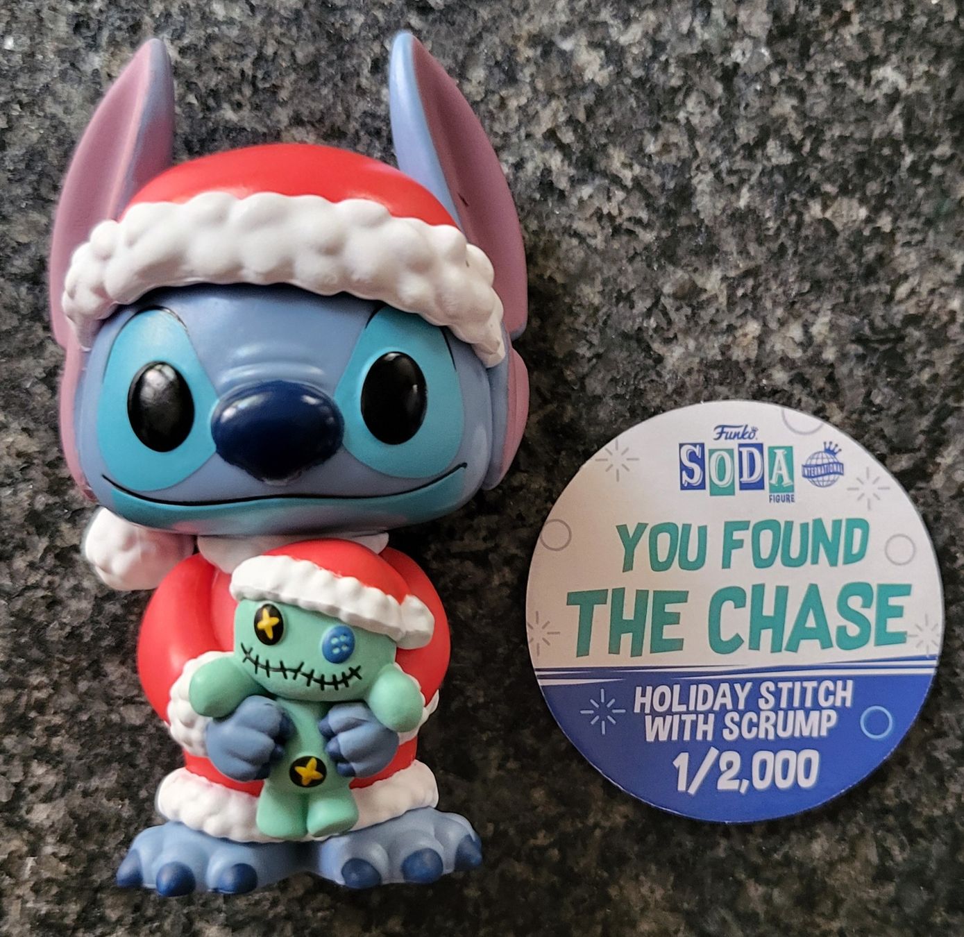 Funko Statuette: Funko Soda Disney   Holiday Stitch CHASE – Nuovo (secondo la descrizione) da Montet (Glâne) venduto da KOADA 1