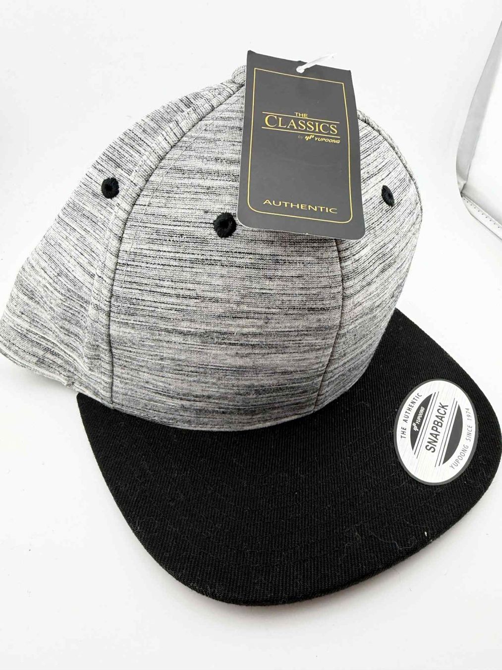 Altro in  Abbigliamento & Accessori: Coole, neue Snapback Cap "The Classics"✅ – Nuovo e nell'imballaggio originale da Riehen venduto da edu_92w7
