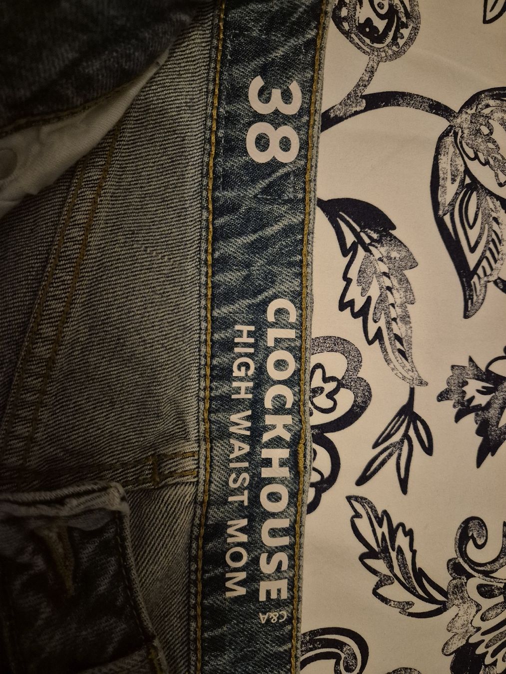 C&A Jeans: jeans C&A 38 neu – Nuovo (secondo la descrizione) da Gossau Zh venduto da A-Terrinha 1