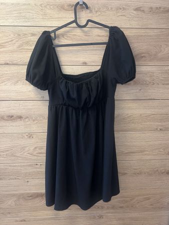 Schwarzes Sommerkleid mit Puffärmeln - Grösse 38/M Top!