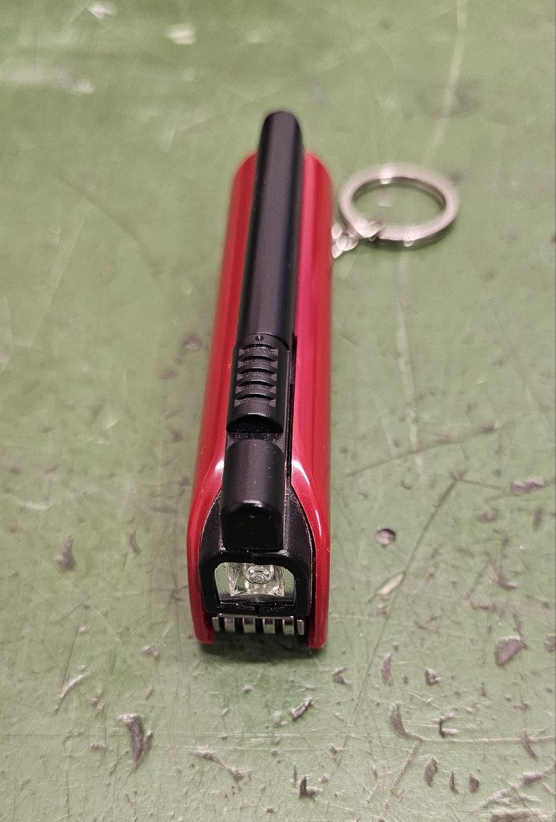 Coltelli tascabile: Rotes Taschenmesser mit Licht – Usato da Burgdorf venduto da gbergler33 6