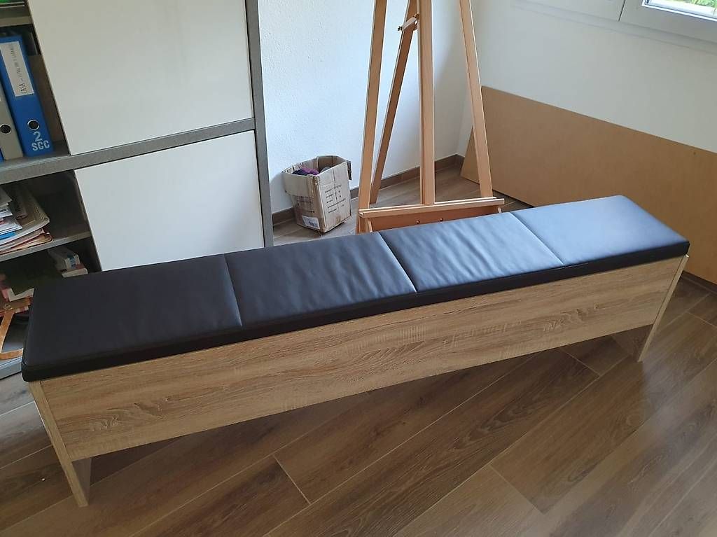 Letti: Comò per il letto matrimoniale  – Usato da Gorduno venduto da eli_7zxv