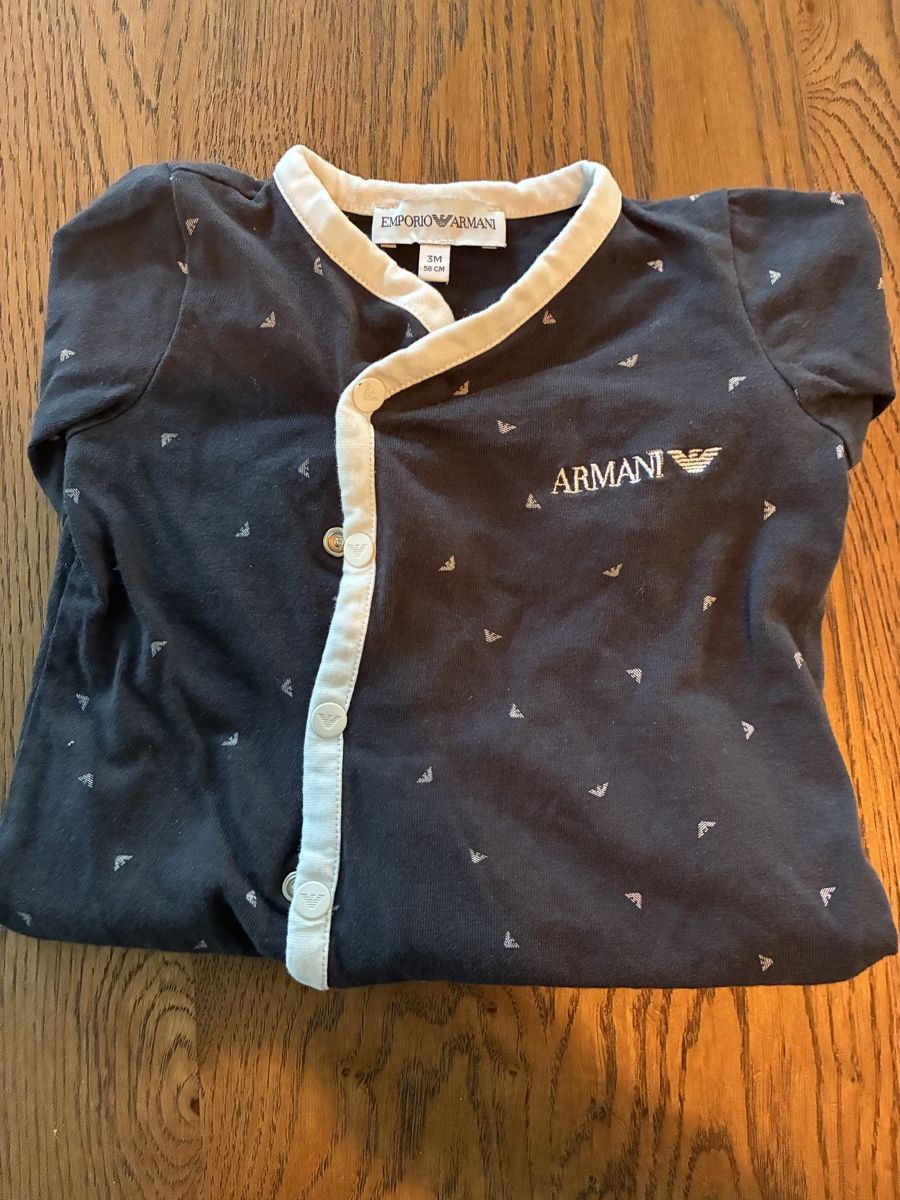 Armani Pigiama & Simili: Emporio Armani Strampler Grösse 56 – Usato da Saland venduto da Francyherrera 2