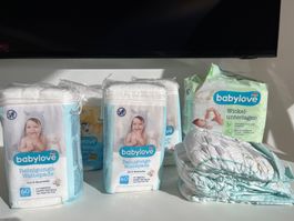 Reinigungswattepads + Wickelunterlagen
