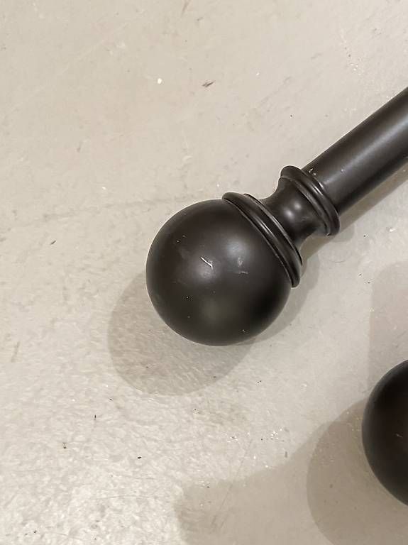 Altro per il bagno: Schwarze Gardinenstange ausziehbar von Amazon Basic – Usato da Klingnau venduto da sop_jj59 3