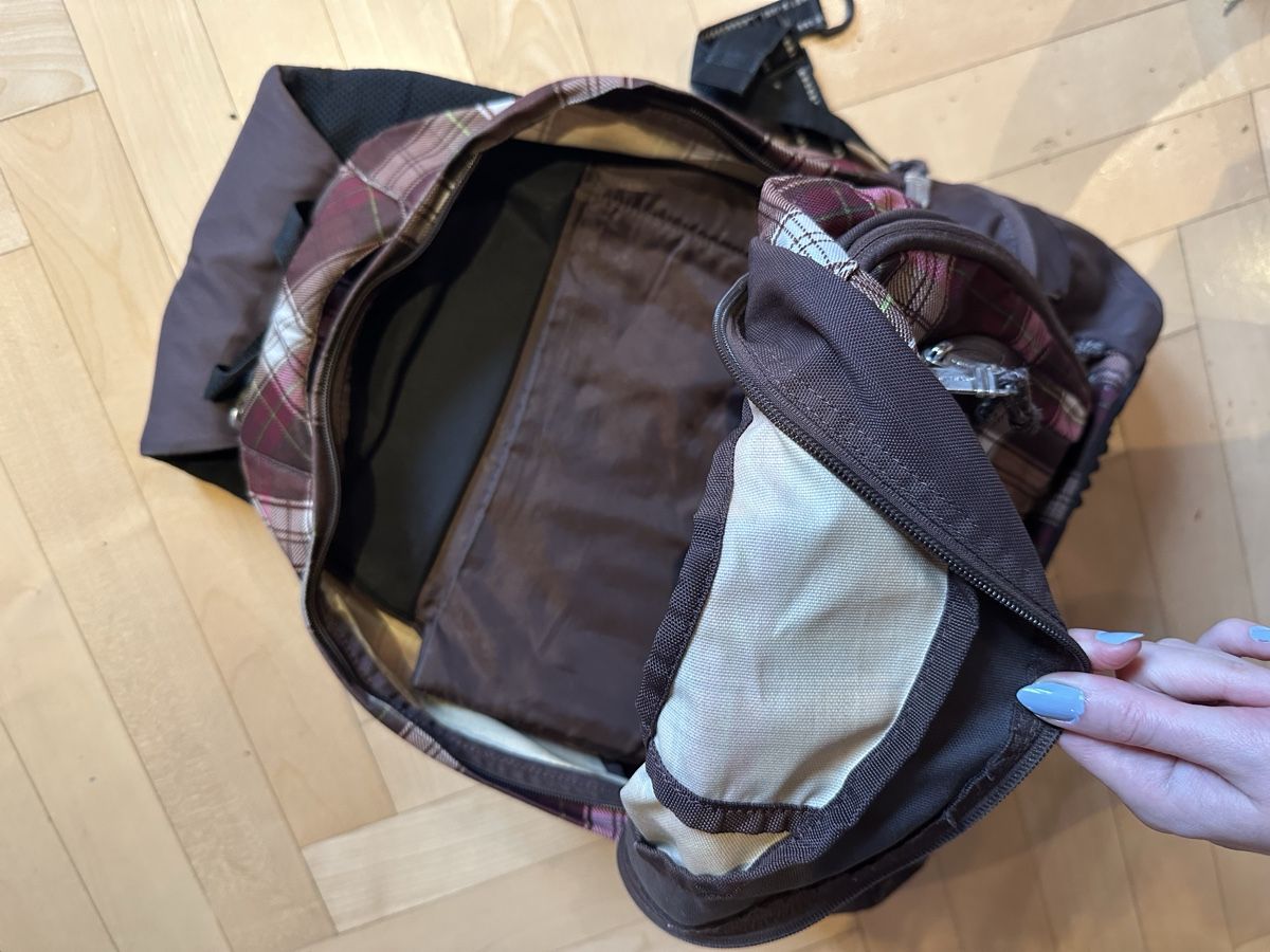 Rucksäcke: Take It Easy Rucksack/Schulrucksack braun/kariert + Etui – Gebraucht aus Hergiswil NW von kaufe_at_kaufmann 6