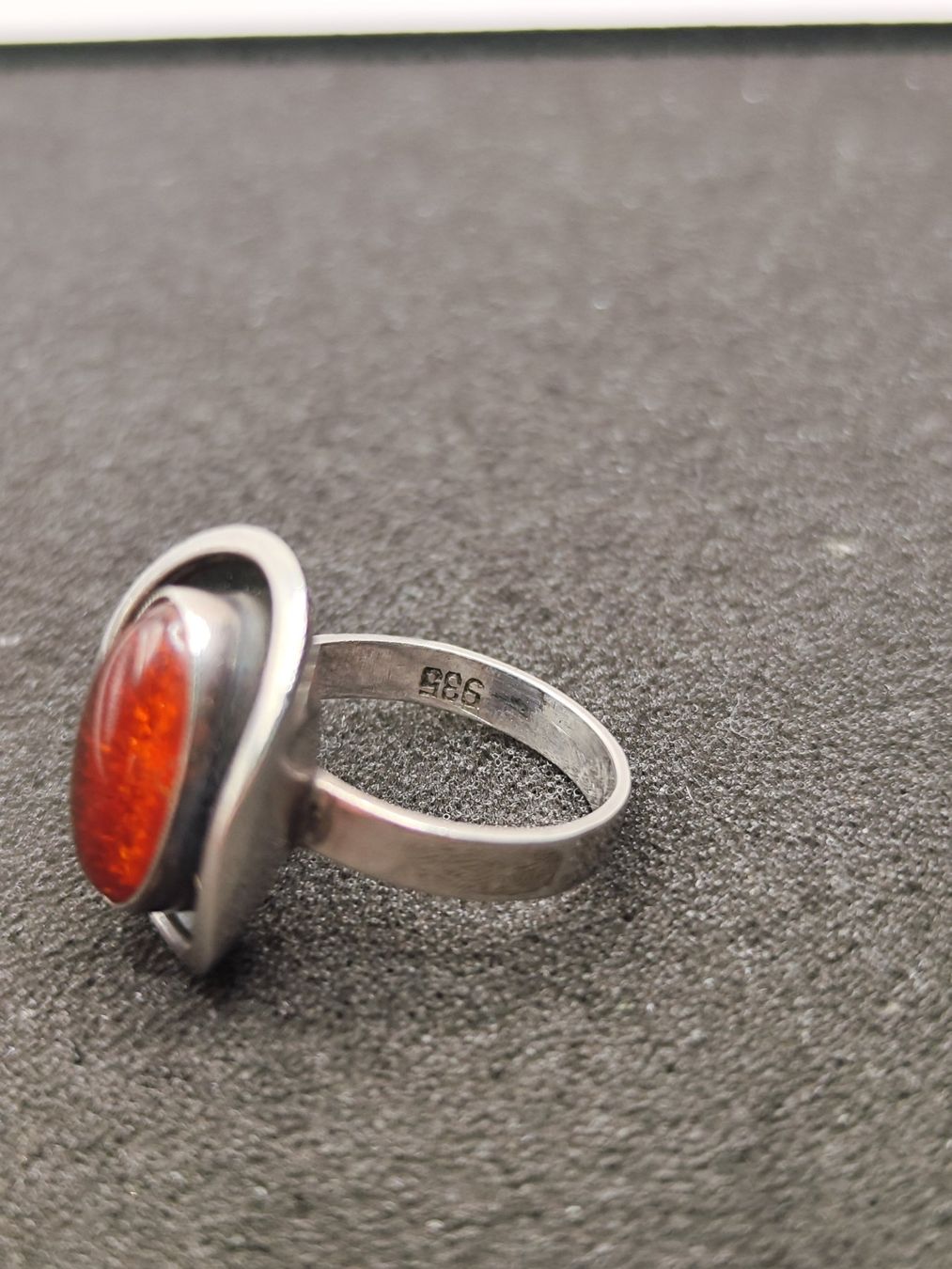 Anelli: Antike Ring 935er Silber natürliche Bernstein Top – Usato da Steffisburg venduto da mat_8s7d 3