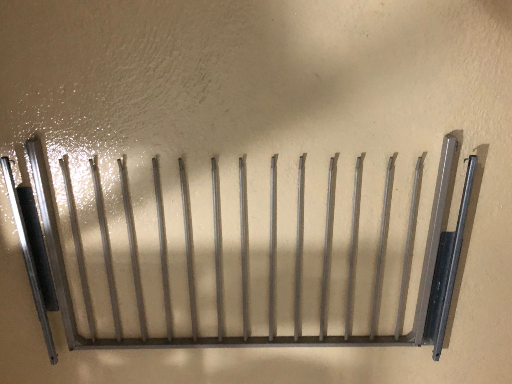 Ikea Scaffali: Ikea Hosenhalter – Usato da Pfeffikon LU venduto da doubledouble-u 2