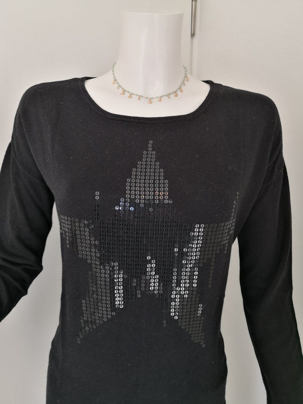 S.Oliver Pulls & Sweat-shirts: 🤩S.OLIVER STRICK-PULLOVER SCHWARZ & STERN-PAILLETTENMUSTER – D'occasion à Olten par Naja-Twins-Twins 6