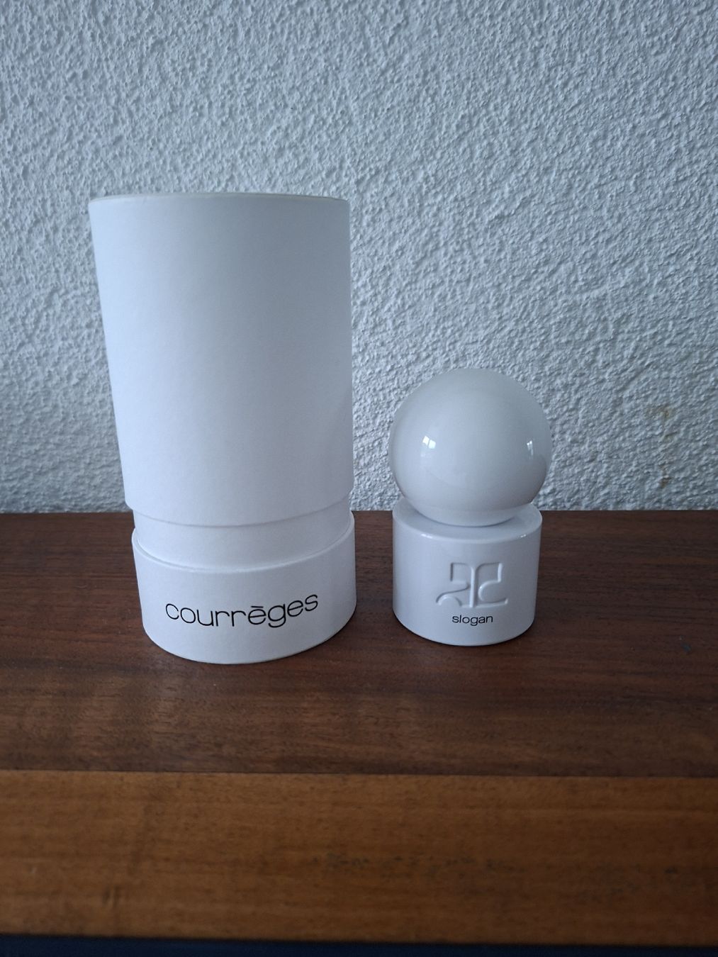 Parfum & Eau de Toilette: Slogan de Courrèges, eau de parfum – Neu (gemäss Beschreibung) aus Le Landeron von val_v7vp
