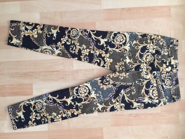Alba Moda Pantaloni: Gemusterte Hose von Alba Moda – Usato da Bülach venduto da Gluecksgriff 1