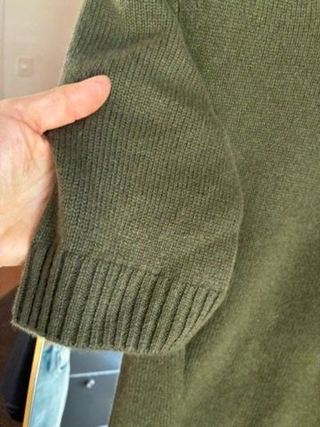 Closed Pulls & Sweat-shirts: Closed! neuer Kaschmirpullover oliv Gr. S – Neuf avec emballage d'origine à Winterthur par Mitschg 1