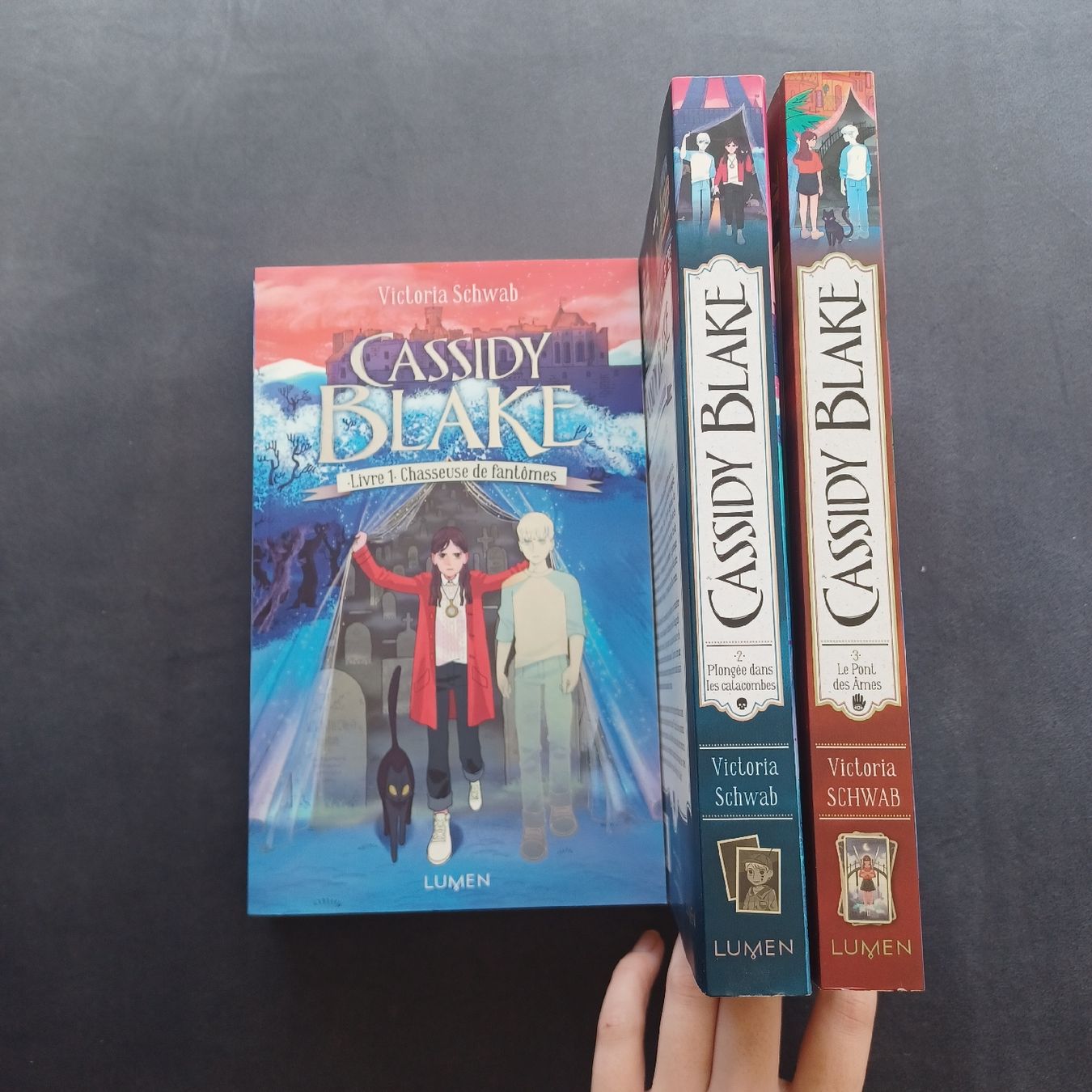 Bücher: Cassidy Blake, Trilogie de Victoria Schwab – Neu (gemäss Beschreibung) aus Ardon von lau_f96t 1