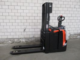 STAPLER TOYOTA SPE200D AMEISE 30