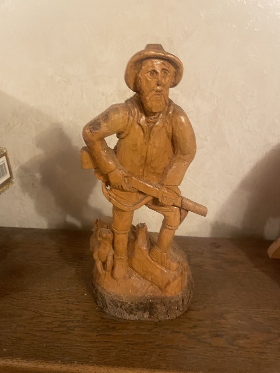 Skulpturen & Statuen: Statuettes Chasseur Sculptée dans une Bûche de Bois – Gebraucht aus Vallamand von Bricbracbroc82 4