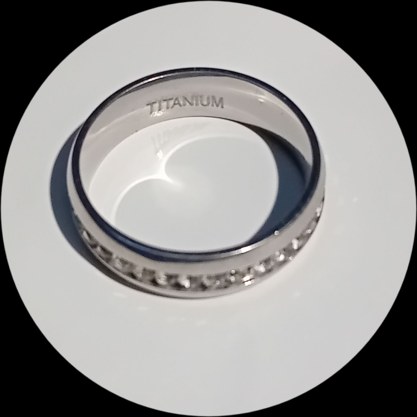 Bagues: Titanium Ring mit Zirkonia Steinen Grösse 56 – Neuf (Voir description) à Burgdorf par carodesign1 1