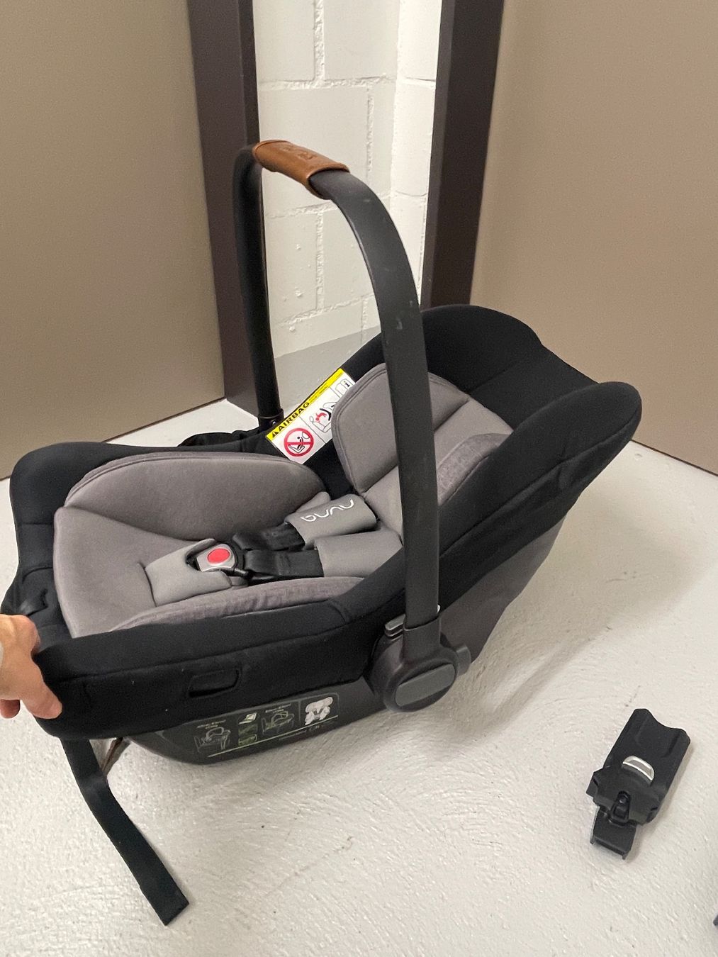 Nuna Seggiolini per auto: Nuna PIPA Next Babyschale + Kinderwagen-Adapter – Usato da Thalwil venduto da brunof