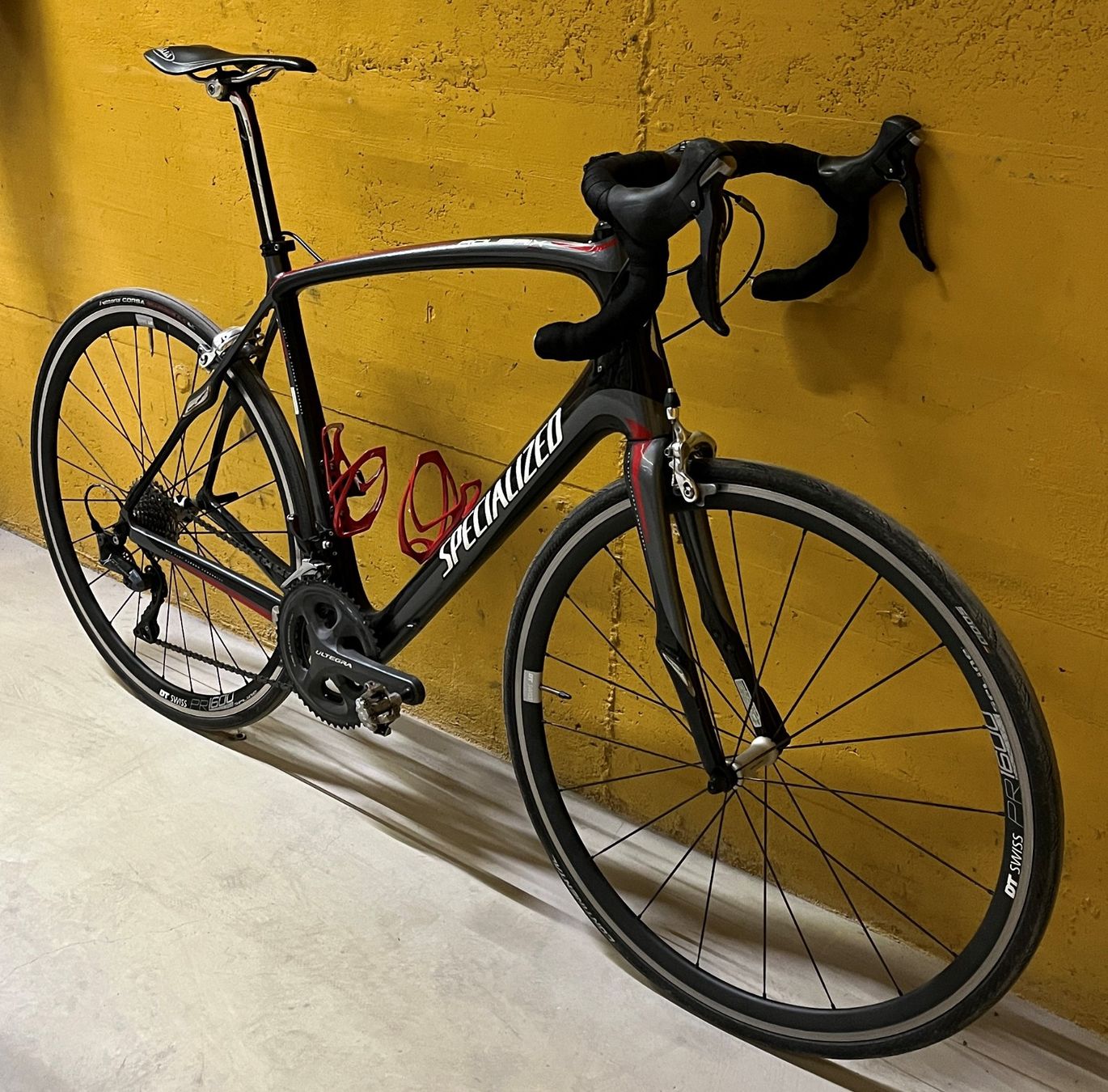 Specialized Velos: Specialized Roubaix Carbon, Gr. 57 – Gebraucht aus Bern von  1