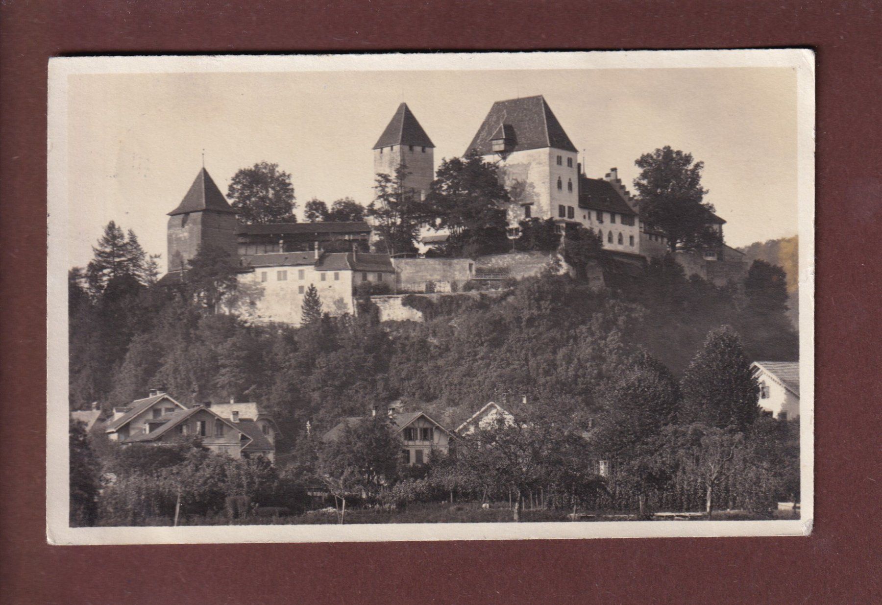Cartoline postali: BURGDORF - Schloss - 1920 – Usato da Pully venduto da nicecards