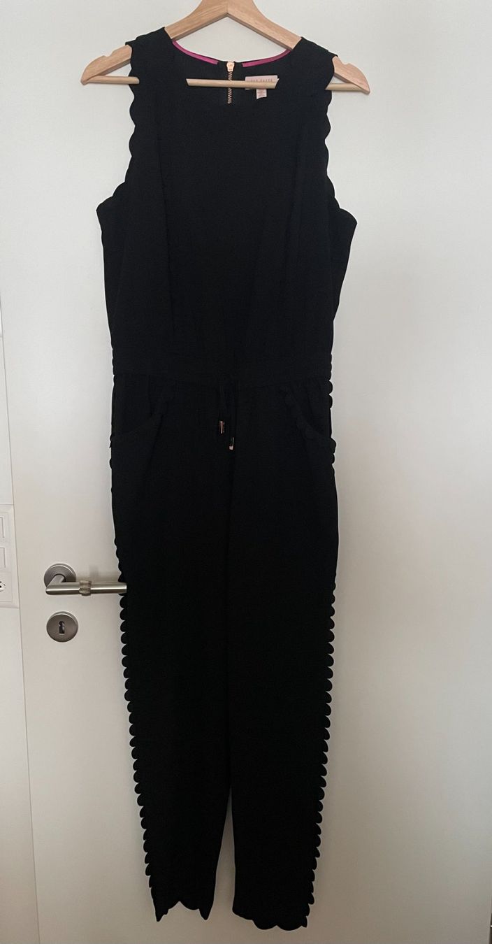 Ted Baker Tute: TedBaker Jumpsuit – Usato da Zürich venduto da pa_z9kc