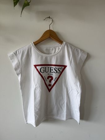 T-shirt Guess blanc taille 16ans 