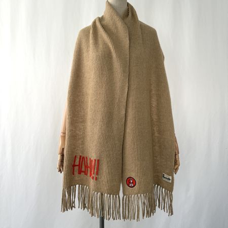 PRINCESS GOES HOLLYWOOD Peanuts Scarf