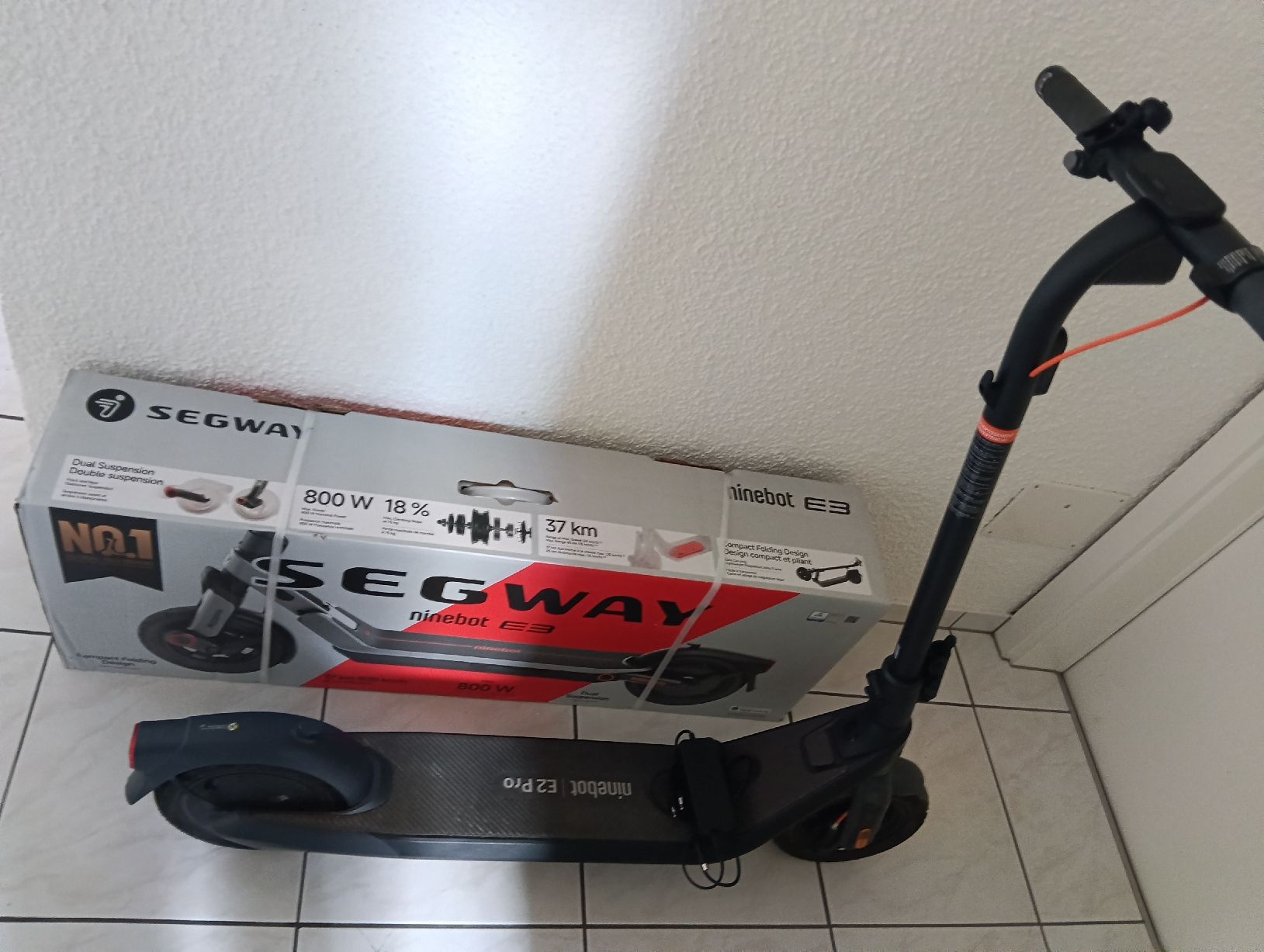 Segway Kickboard: used Segway E2 Pro + new Segway E3 D  black / gray – Neu und originalverpackt aus Zürich von TBG021