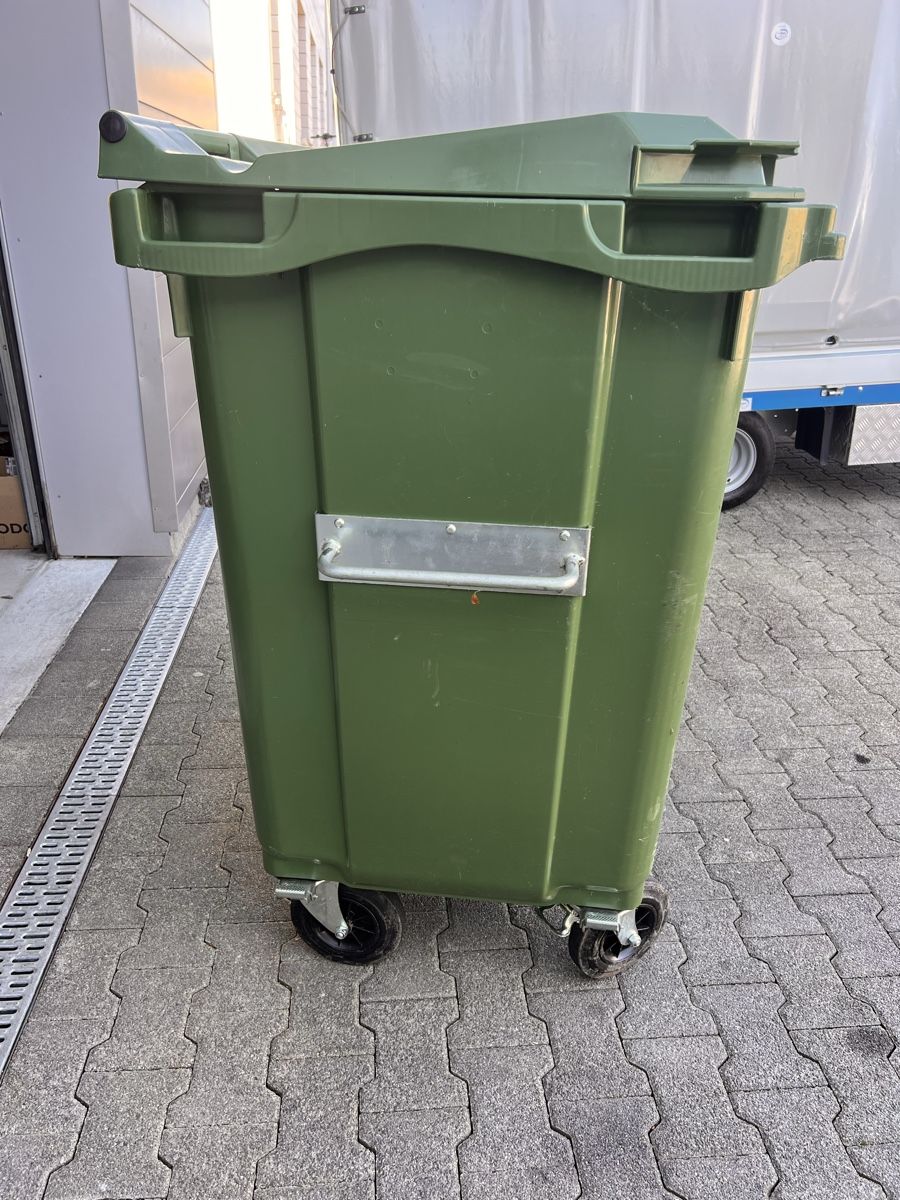 Banconi: Abfallcontainer grün auf Rollen gebraucht – Usato da Rüti ZH venduto da romano26 1