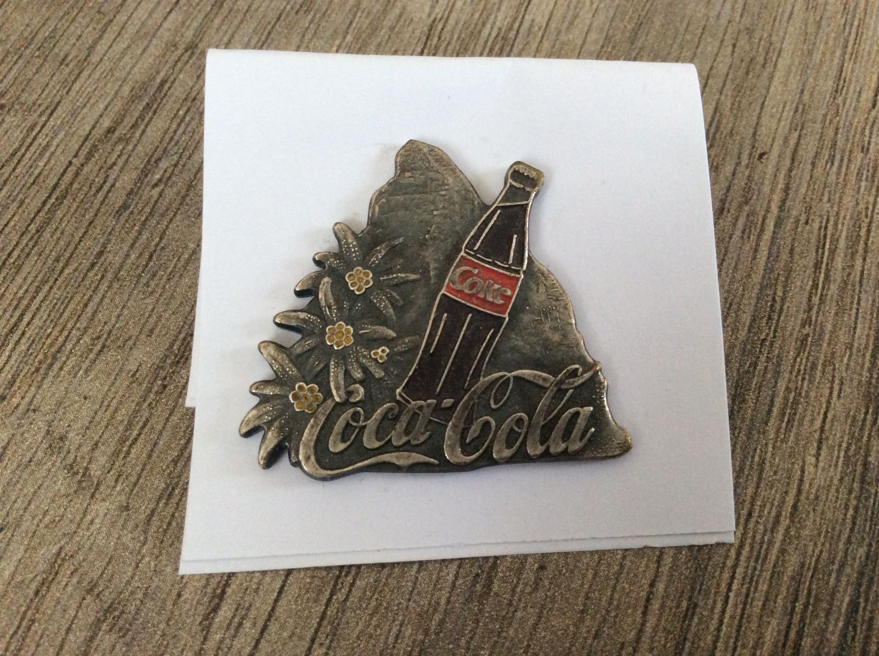 Coca-Cola Placchette & Badge: 1 Coca Cola Pin – Usato da Triesen / Liechtenstein venduto da Edgardo55