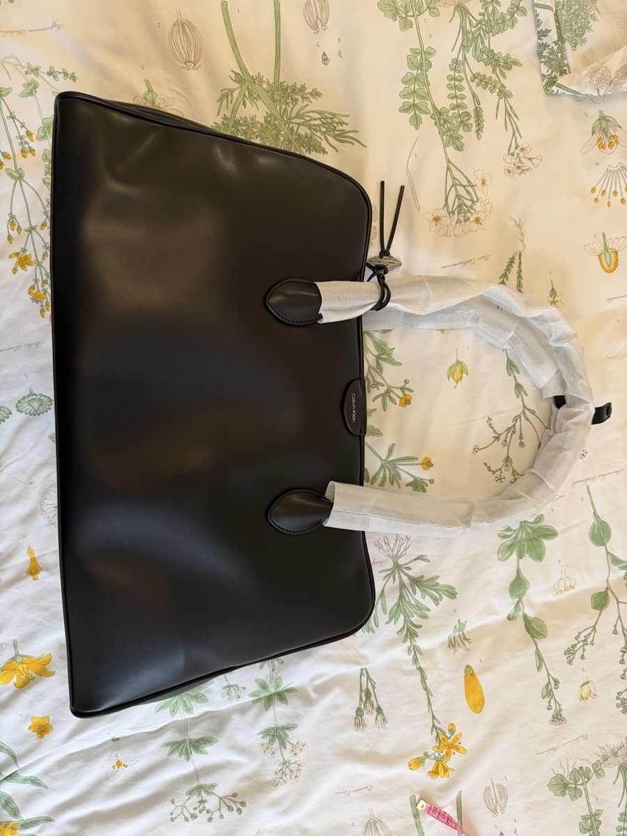 Calvin Klein Taschen für Damen: Calvin Klein bag – Neu (gemäss Beschreibung) aus Figino von 1024sells 3