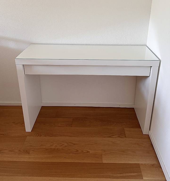 Ikea Tische: IKEA MALM – Gebraucht aus Winterthur von sar_9p8q