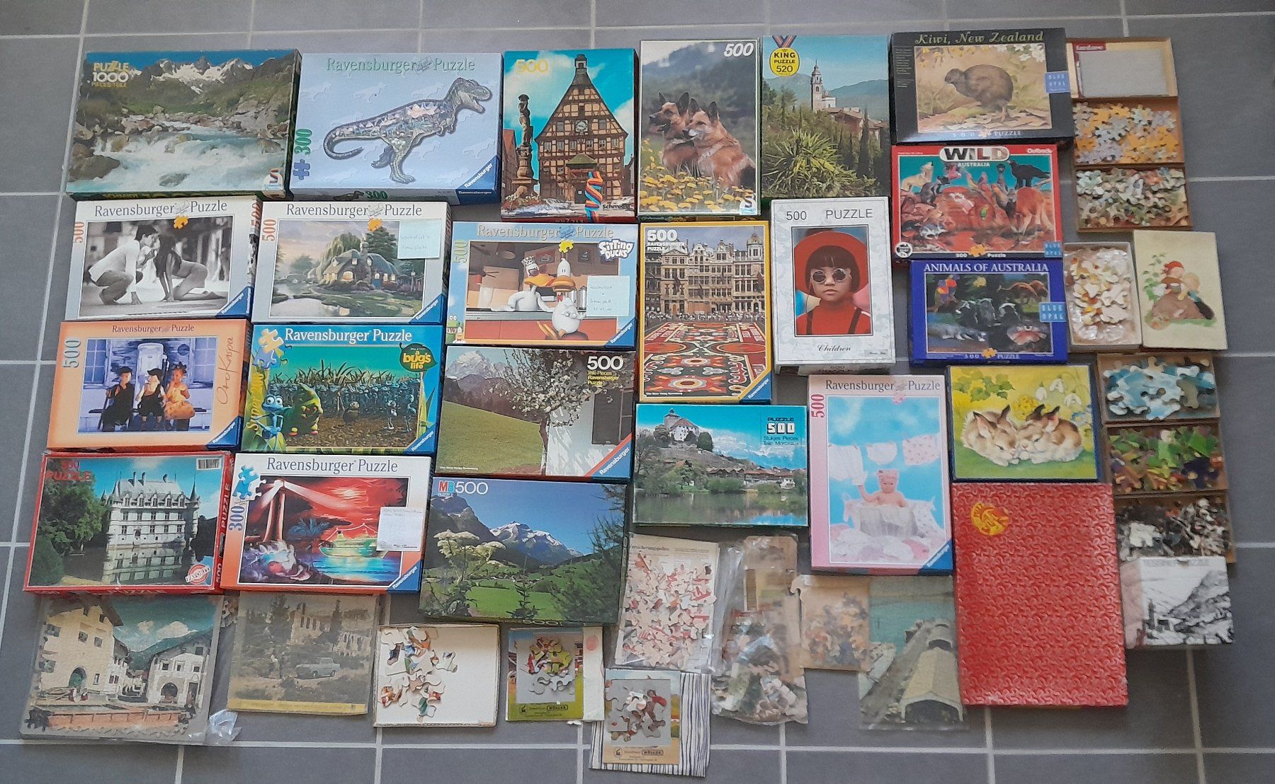 Puzzles: Viele Puzzle – D'occasion à Liesberg par Ragged 1