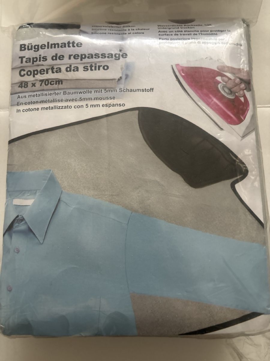 Bügelbretter: Bügelmatte 48x70cm - Praktisch & Hitzeresistent! – Neu und originalverpackt aus Wallisellen von AS.TZ.