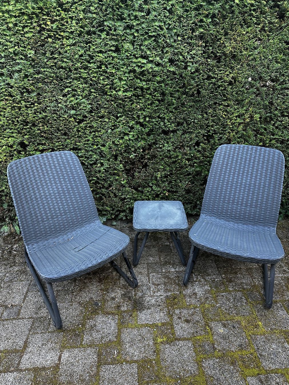 Poltrone: Niedrige Garten-Sitzgruppe – Usato da Nussbaumen AG venduto da ahe_yps8