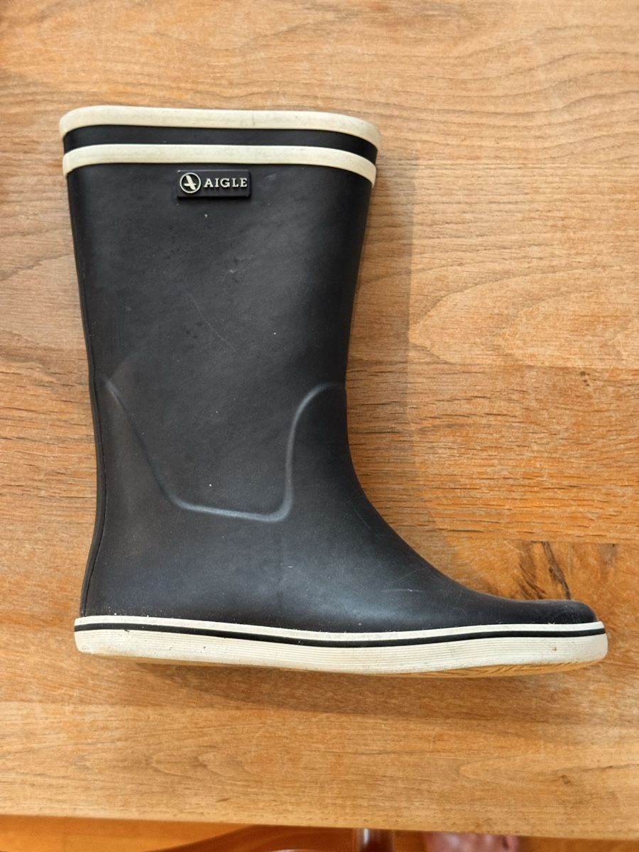 Scarpe da uomo: Bottes Aigle noires taille 38 bon état – Usato da Céligny venduto da hem_5fch 1