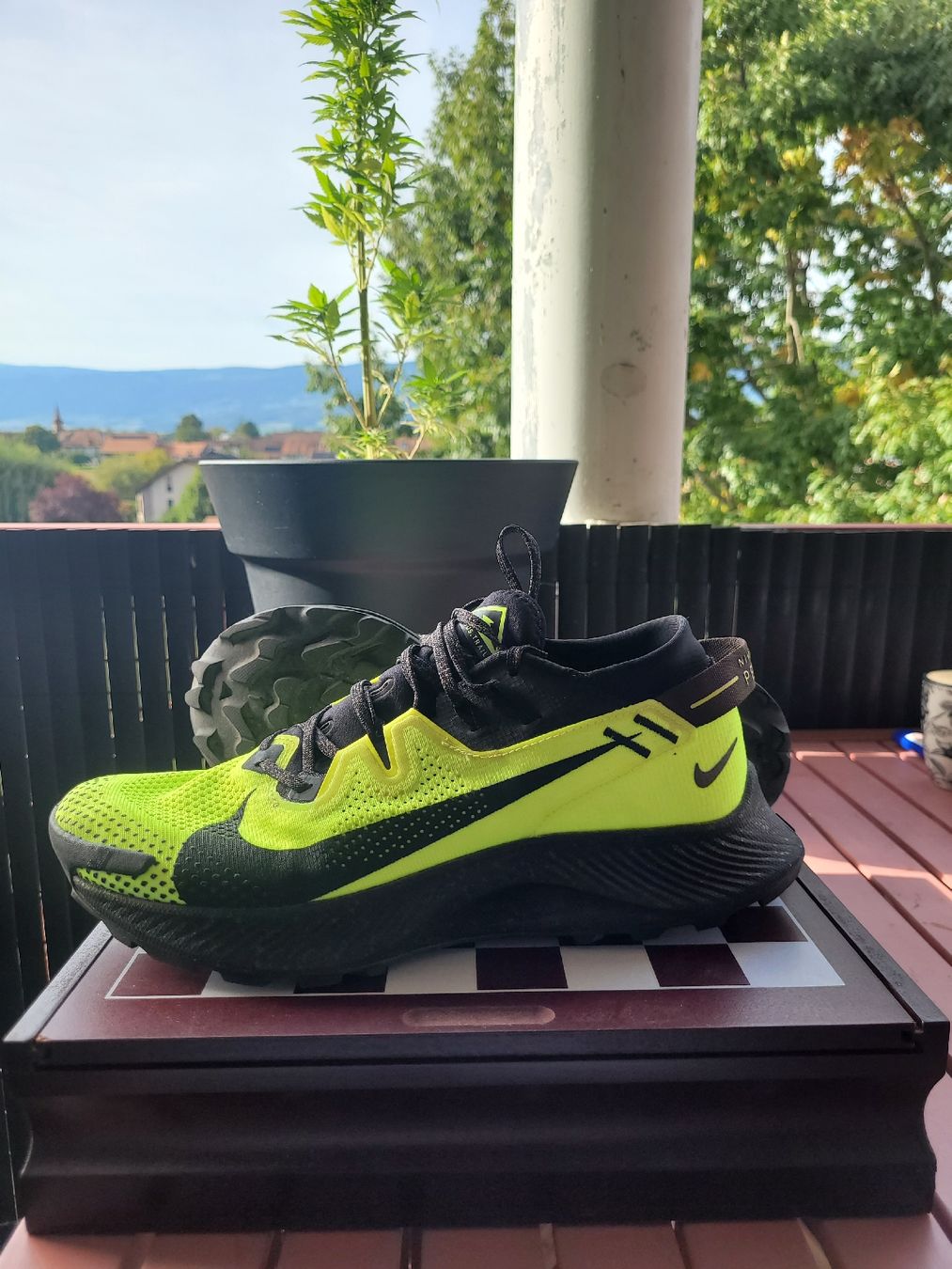 Nike Scarpe da uomo: nike pegasus trail 2 volt/black – Nuovo (secondo la descrizione) da Yvonand venduto da fao_b8sy 2