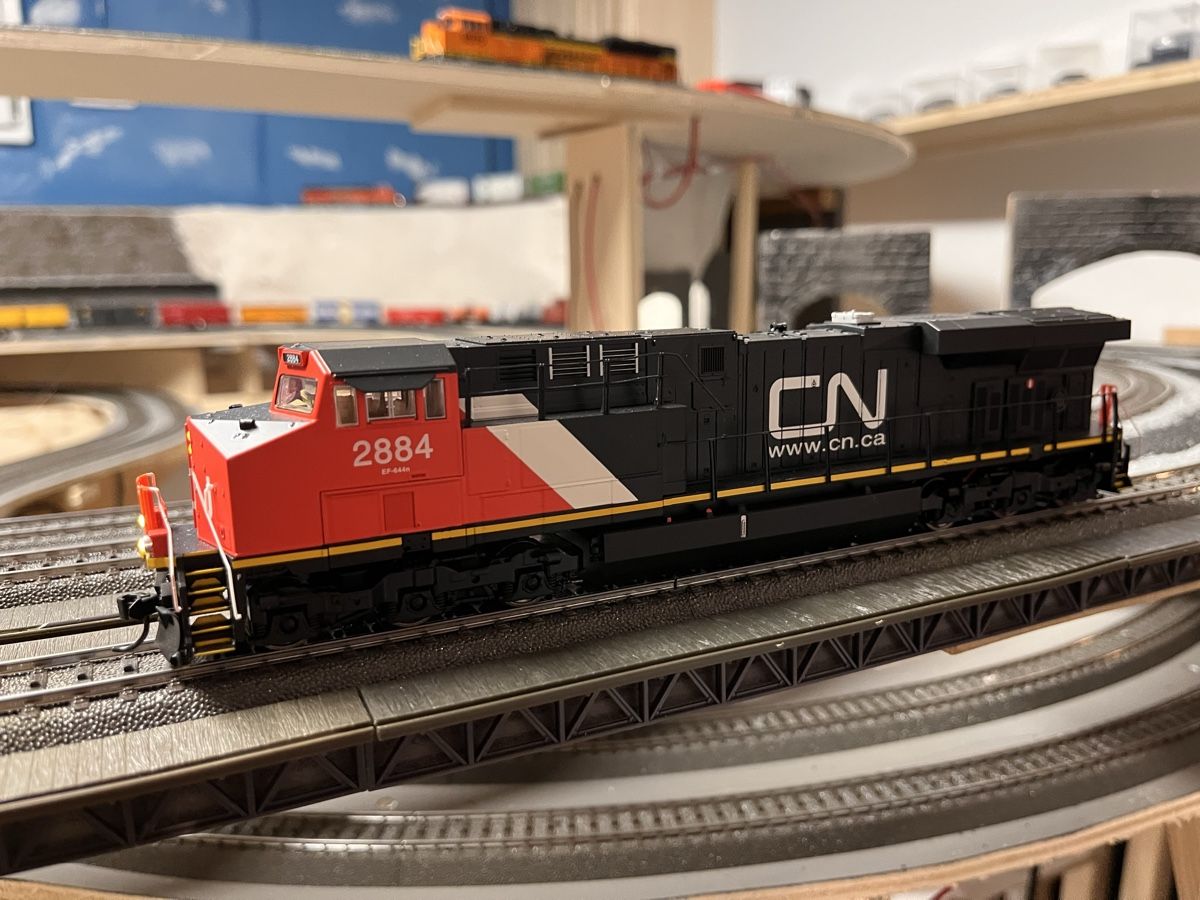 Walthers Modellini di ferrovie: Ge es44ac canadian national – Usato da Ardon venduto da marchag