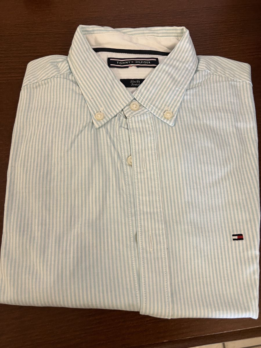 Tommy Hilfiger Camicie: Tommy Hilfiger Hemd, hellblau gestreift, Gr. Slim Fit S – Usato da Basel venduto da matz1111