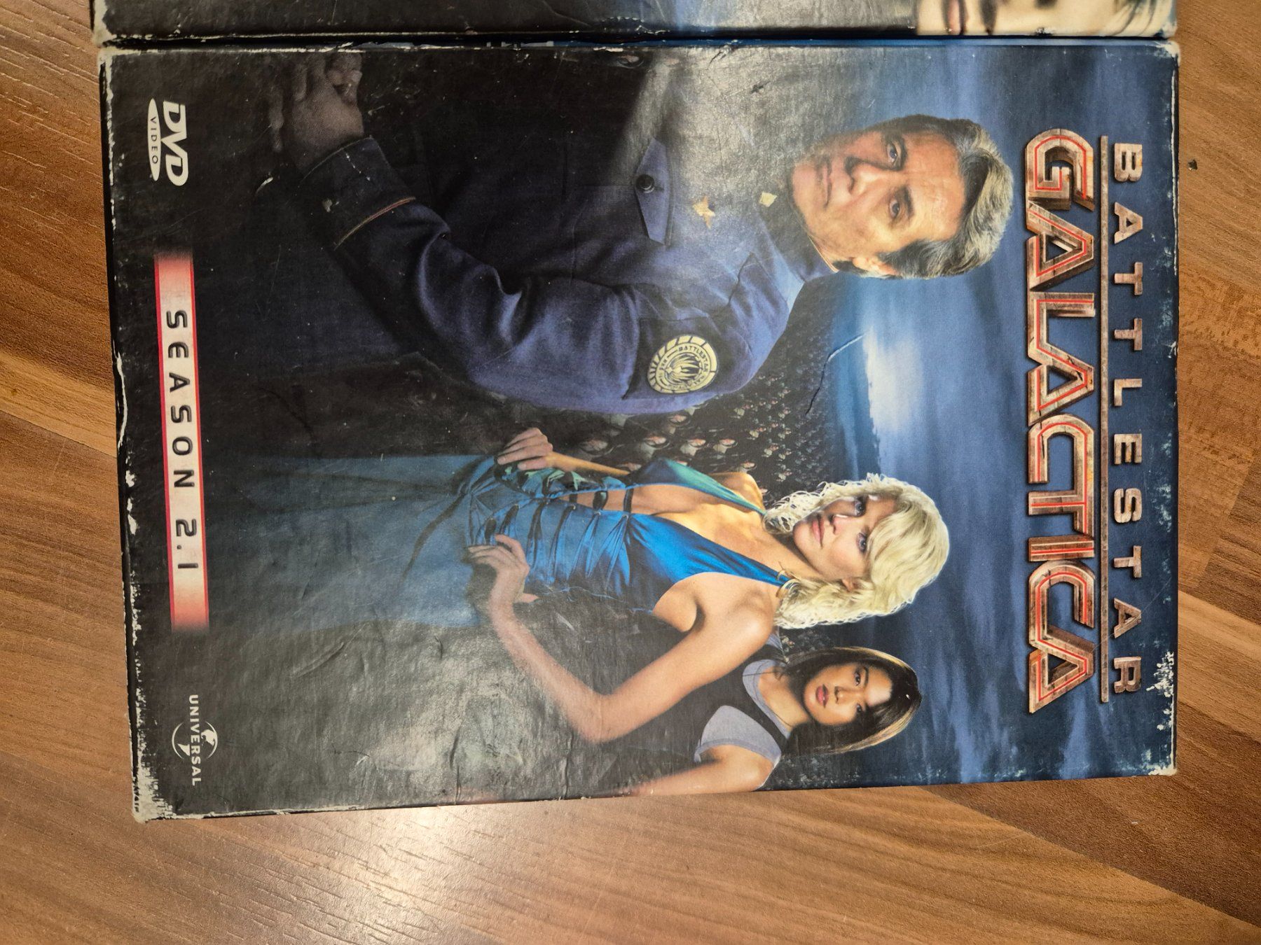Tutti i DVDs: Battlestar Galactica Set B8 – Usato da Schwarzenburg venduto da Flamingo07 1