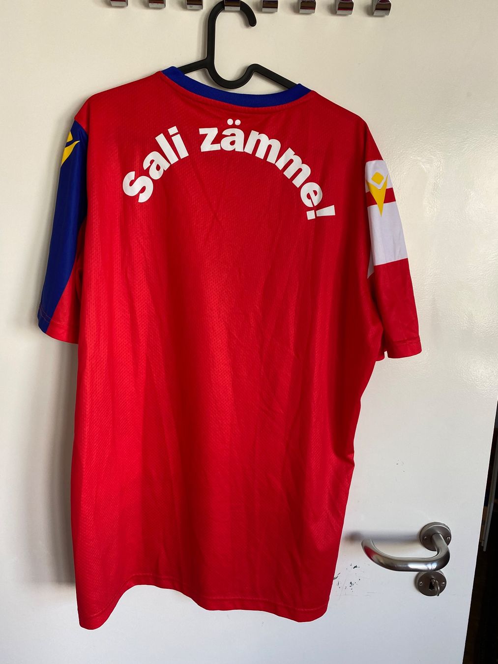 Canottiere & Pantaloni: Fc basel trikot xl – Usato da Birsfelden venduto da zigzag03 2