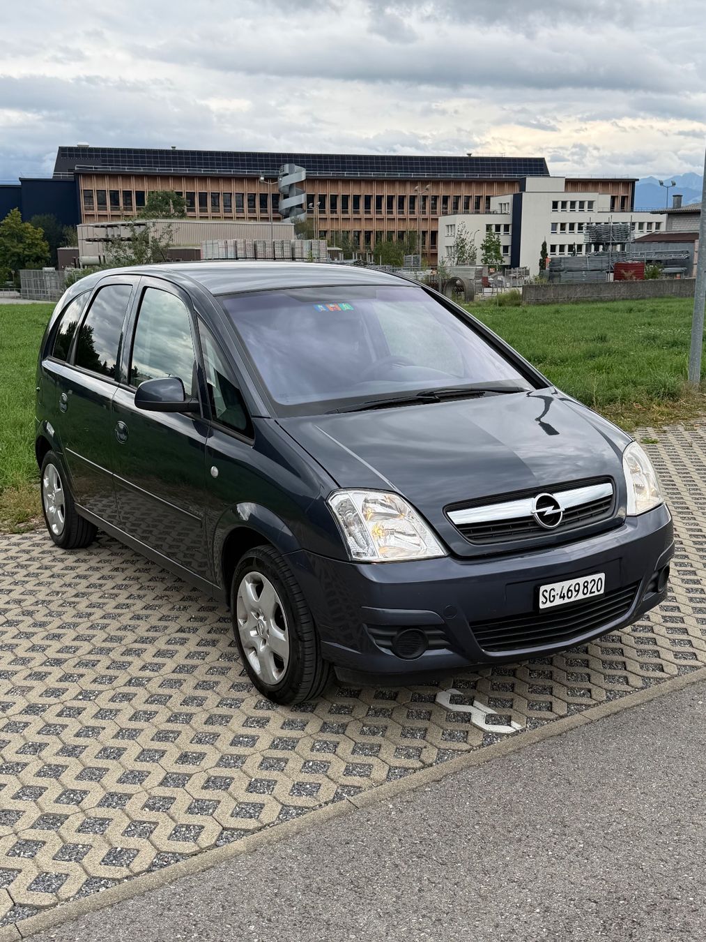 Opel Autos: Opel Meriva – Gebraucht aus Altstätten SG von nuli