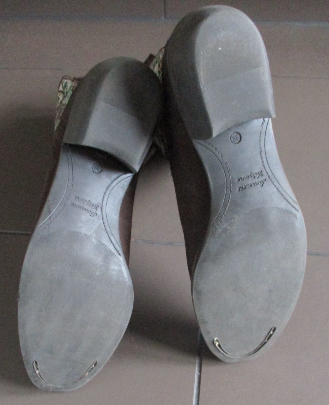 Scarpe da donna: Country Stiefel Gr. 39 – Usato da Jona venduto da Loki40 3