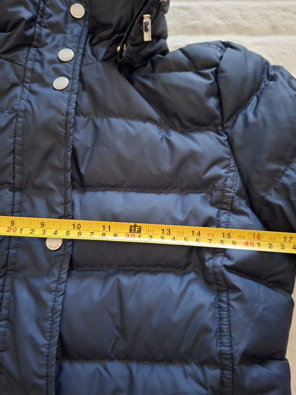 Tommy Hilfiger Jacken: Doudoune Tommy Hilfiger, marine, taille S – Gebraucht aus Renens VD von ser_j2fn 5