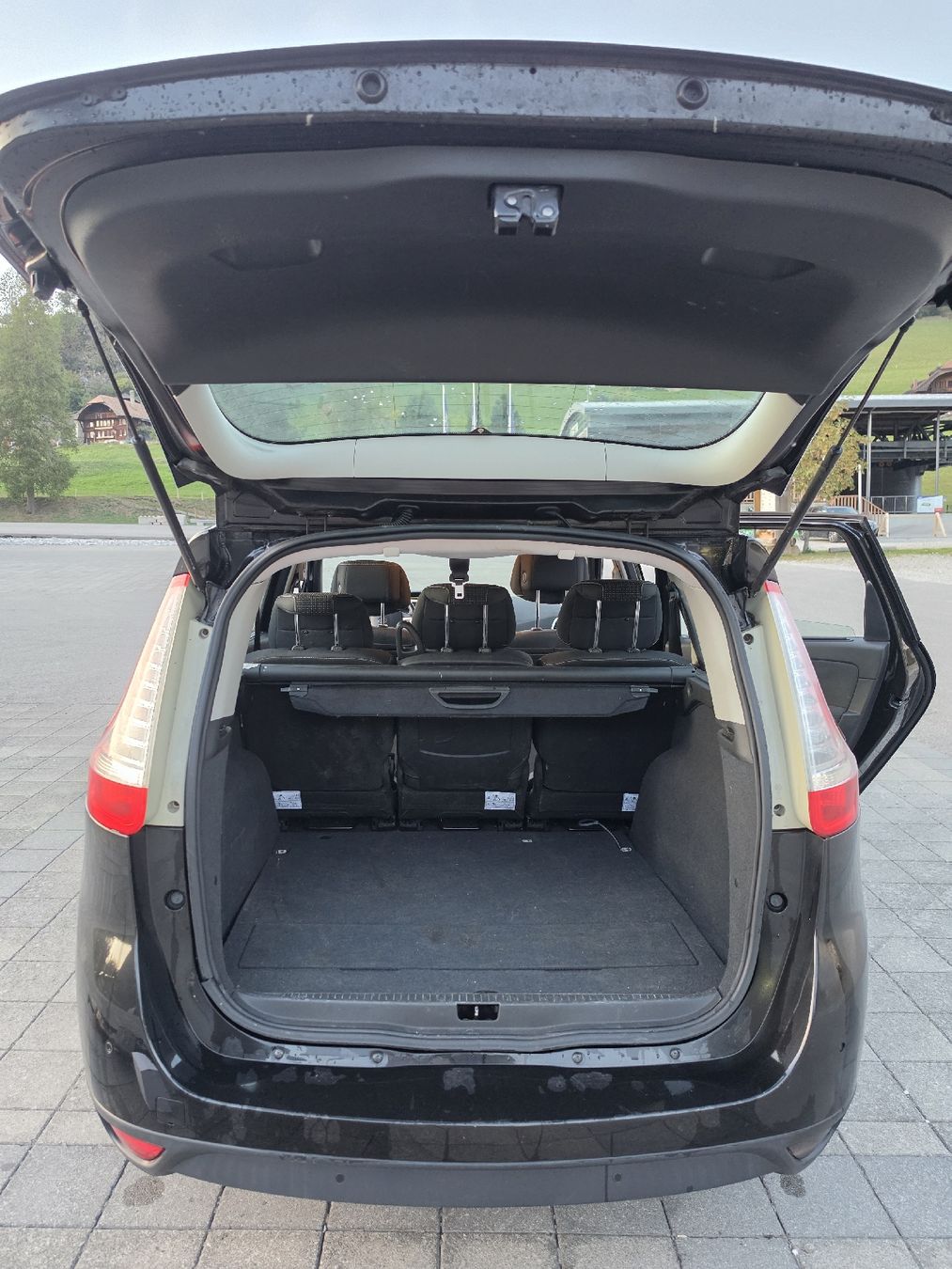 Autos: Renault Scenic – Gebraucht aus Charmey (Gruyère) von lal_lzp7 6