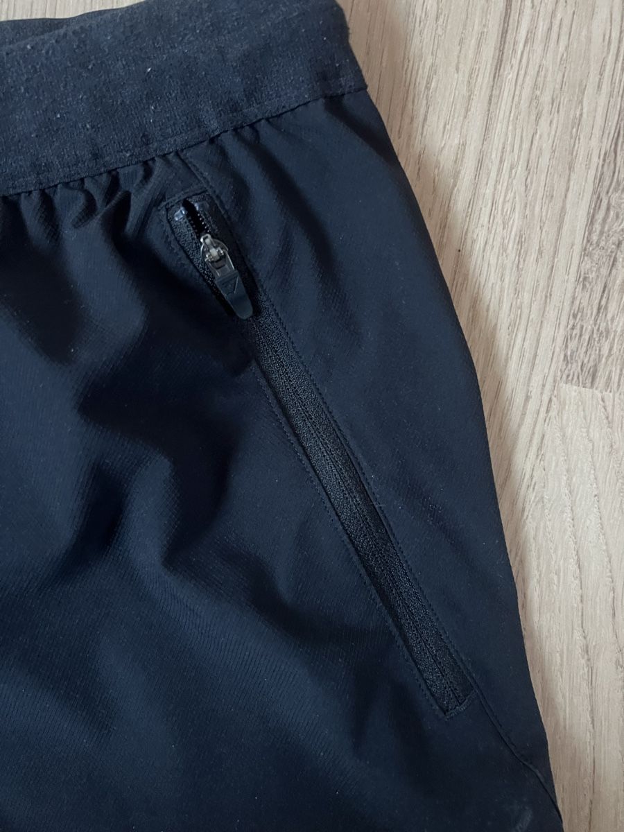 Gymshark Pantaloni: Gymshark shorts - Size M – Usato da Altstätten SG venduto da Melval22 2